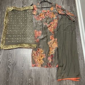 GRAY PALAZZO THREE PIECE SUIT